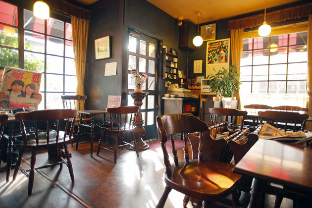 京都を代表する純喫茶のひとつ「喫茶チロル」でモーニングを堪能