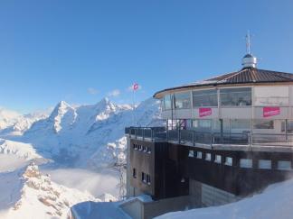 ボンドワールド007！シルトホルン ミキトラベル・ジュネーブブログオプショナルツアー・現地ツアーの みゅう