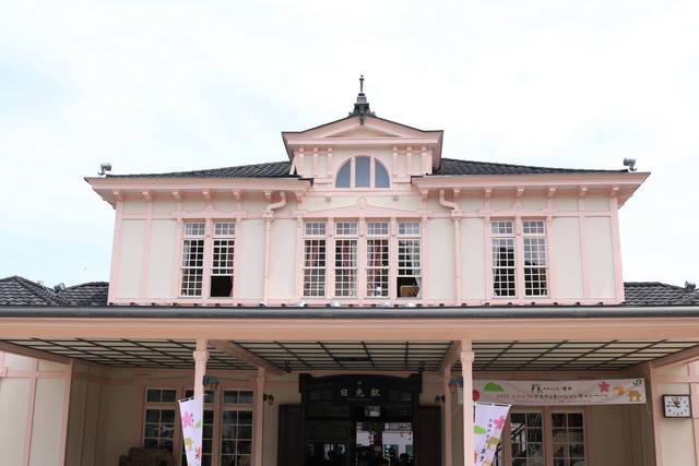 さぁ列車で行こう！下車するだけじゃもったいない 全国のカッコイイ駅舎キナリノ