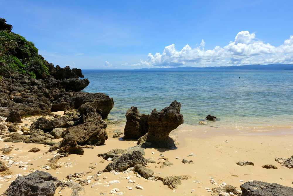 透明度抜群の慶良間諸島人気ビーチ！北浜ビーチ ニシバマビーチ とは？魅力や行き方を解説