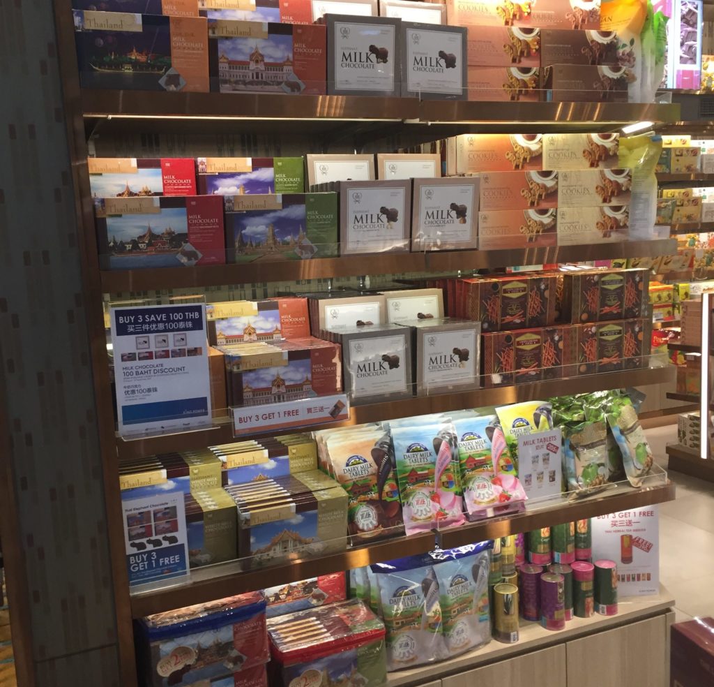 空港で購入必須のお土産☆Bangkok Cookiesスナック - rak mark