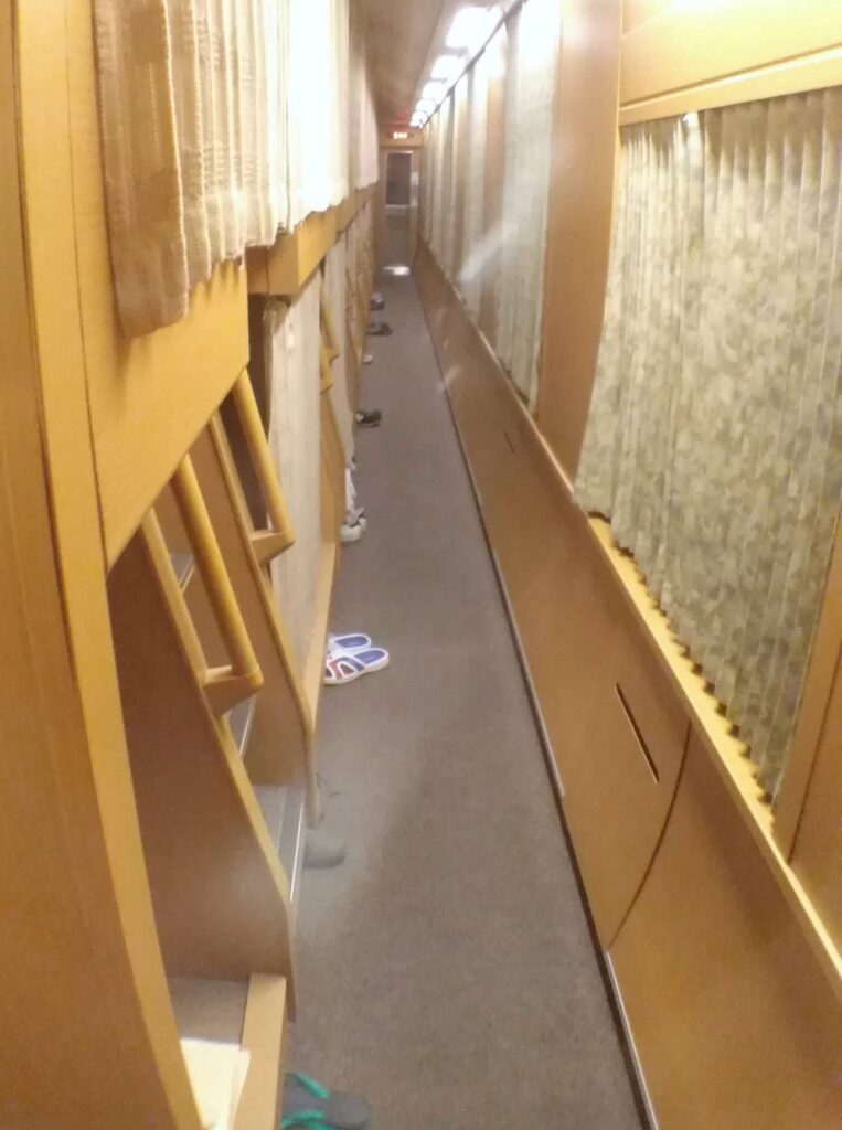 寝台特急サンライズ出雲・瀬戸 シングルデラックスに乗る -