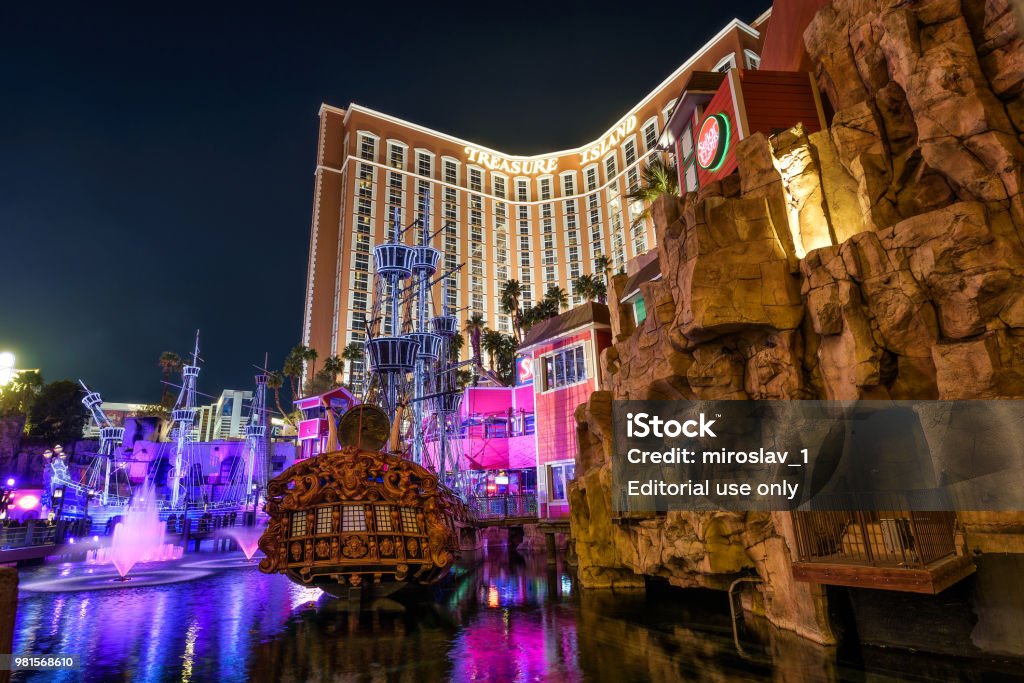 ラスベガス旅行 ホテルトレジャーアイランド・カジノの様子- さらわか海外ライフ