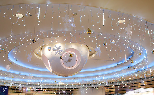 この冬も東京駅周辺エリアではさまざまなイルミネーションイベントが開催中です🎅丸の内だけでなく八重洲や日本橋、京橋などに足を延ばすとエリアごとに趣向を凝らしたイルミネーションに出会うことができますよ🎄ホリデーシーズンならではの幻想的な世界をぜひお愉しみ