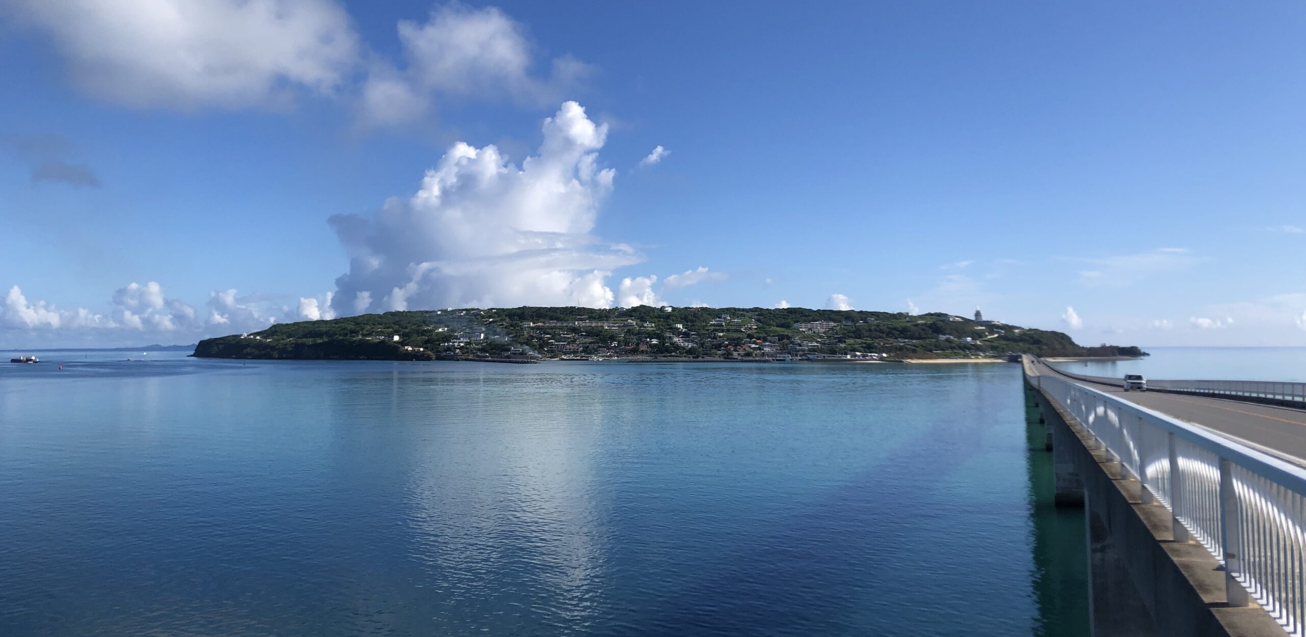 古宇利島へのアクセスや各ビーチの特徴、沖縄本島屈指の絶景スポットをご紹介！沖縄巡り.com