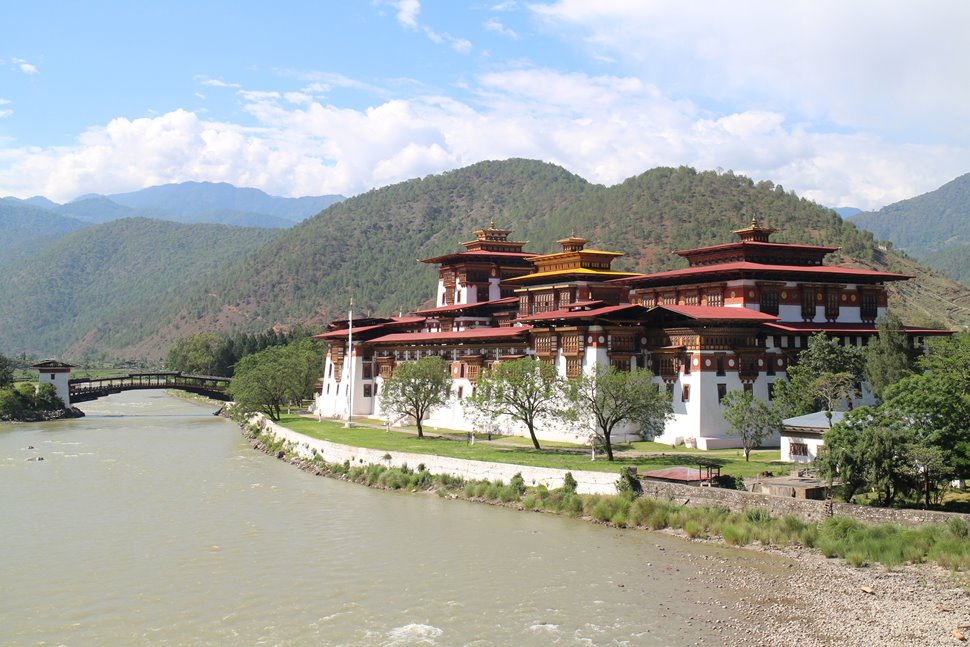 秘境から観光立国へ 「幸せの国」ブータンでしかできないこと＆幸福な絶景の数々TABIZINE～人生に旅心を～