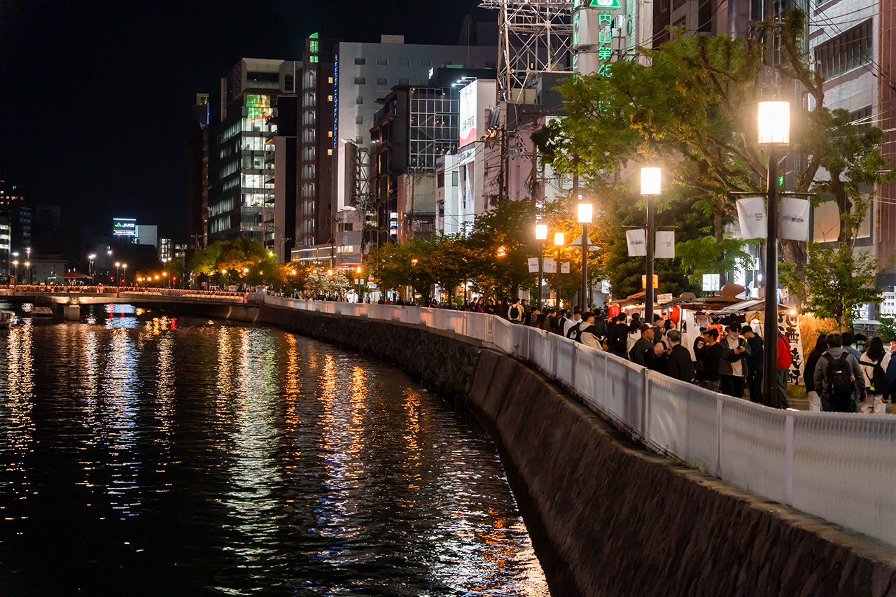 初心者必見 福岡・中洲屋台街で人気のお店を3軒はしごしてみたたびこふれ