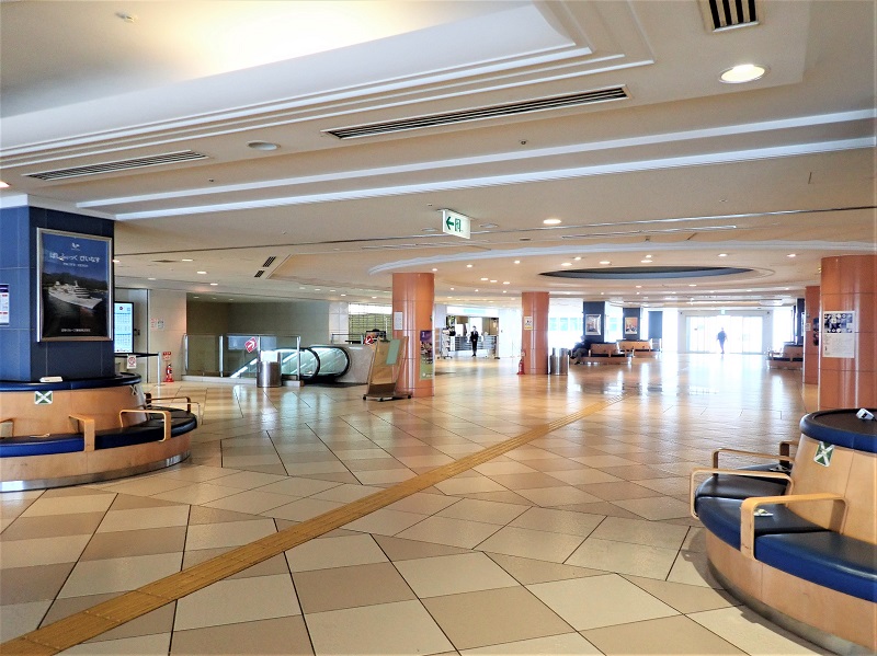 神戸港中突堤旅客ターミナルにある便利なものとは・ラジオ関西 AM558 FM91.1