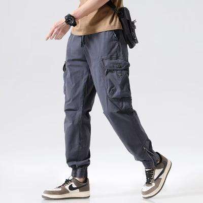 夏キャンプの服装で困らないために！昼夜の気温差や雨対策の準備も！ランドネ