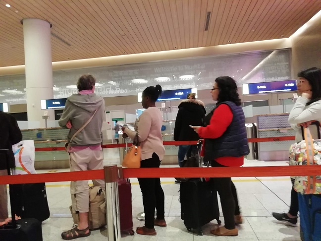 ムンバイ大改造、財閥・外資が存在感 アダニや住友不 -