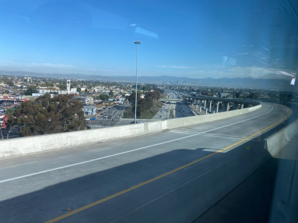 アメリカ・ロサンゼルス国際空港から主要エリアへのアクセス方法ロコタビ