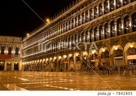 サン・マルコ広場のイラスト – フリーイラスト素材集 KuKuKeKe