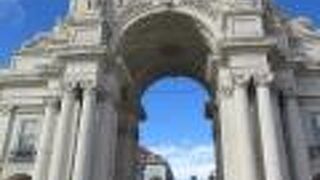 最新 コメルシオ広場 -