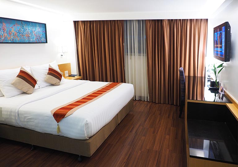 アソーク駅直結＆日本語通じる！ソラリア西鉄ホテルバンコク宿泊記！Nicolenaworld ニコレナワールド