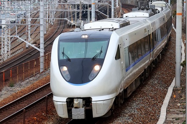 683系8000番台N13編成が試運転を実施鉄道ニュース2020年8月5日掲載鉄道ファン・railf.jp