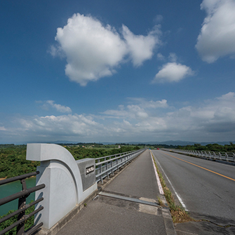 古宇利島・古宇利大橋 沖縄一番の絶景スポットは無料の橋で渡れるおすすめ観光スポット・観光地