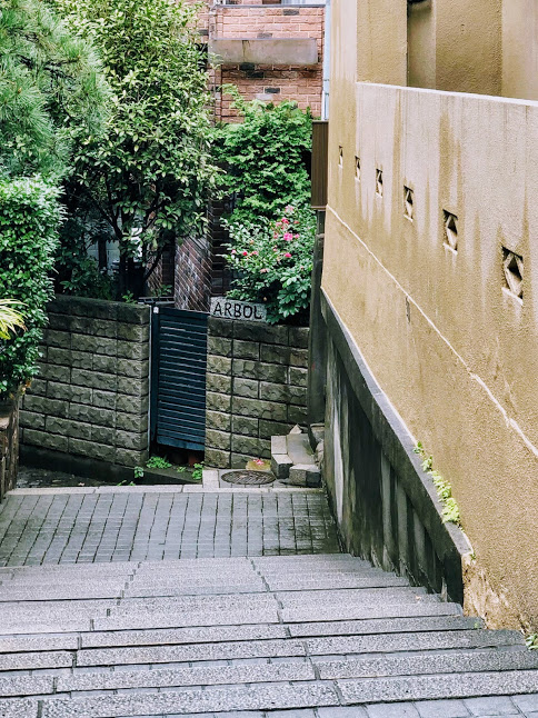 路地裏が撮影できるおすすめスポット15選