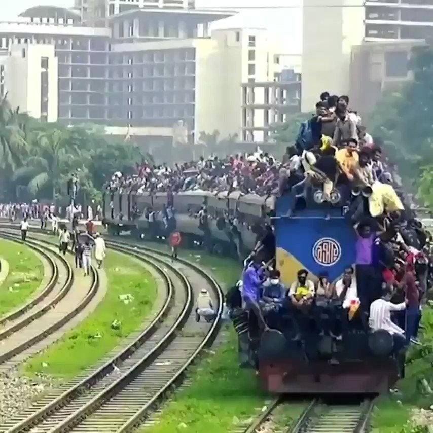 拡充待つインド鉄道の日常 - WSJ