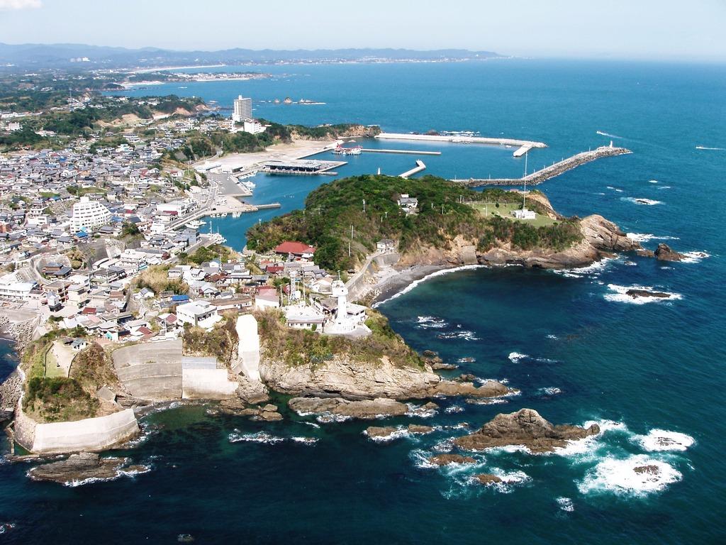 大王埼灯台の魅力を紹介！駐車場やアクセス方法も解説します取材レポート観光三重 かんこうみえ