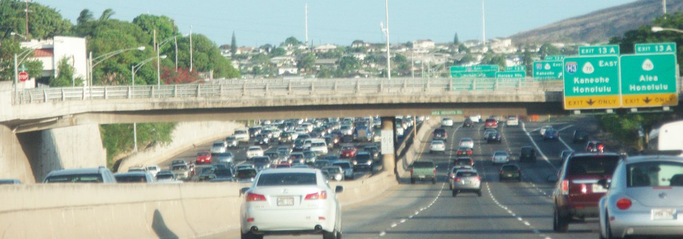 日本の高速道路料金はずば抜けて高い！？海外ではタダ！？グローバルファースト