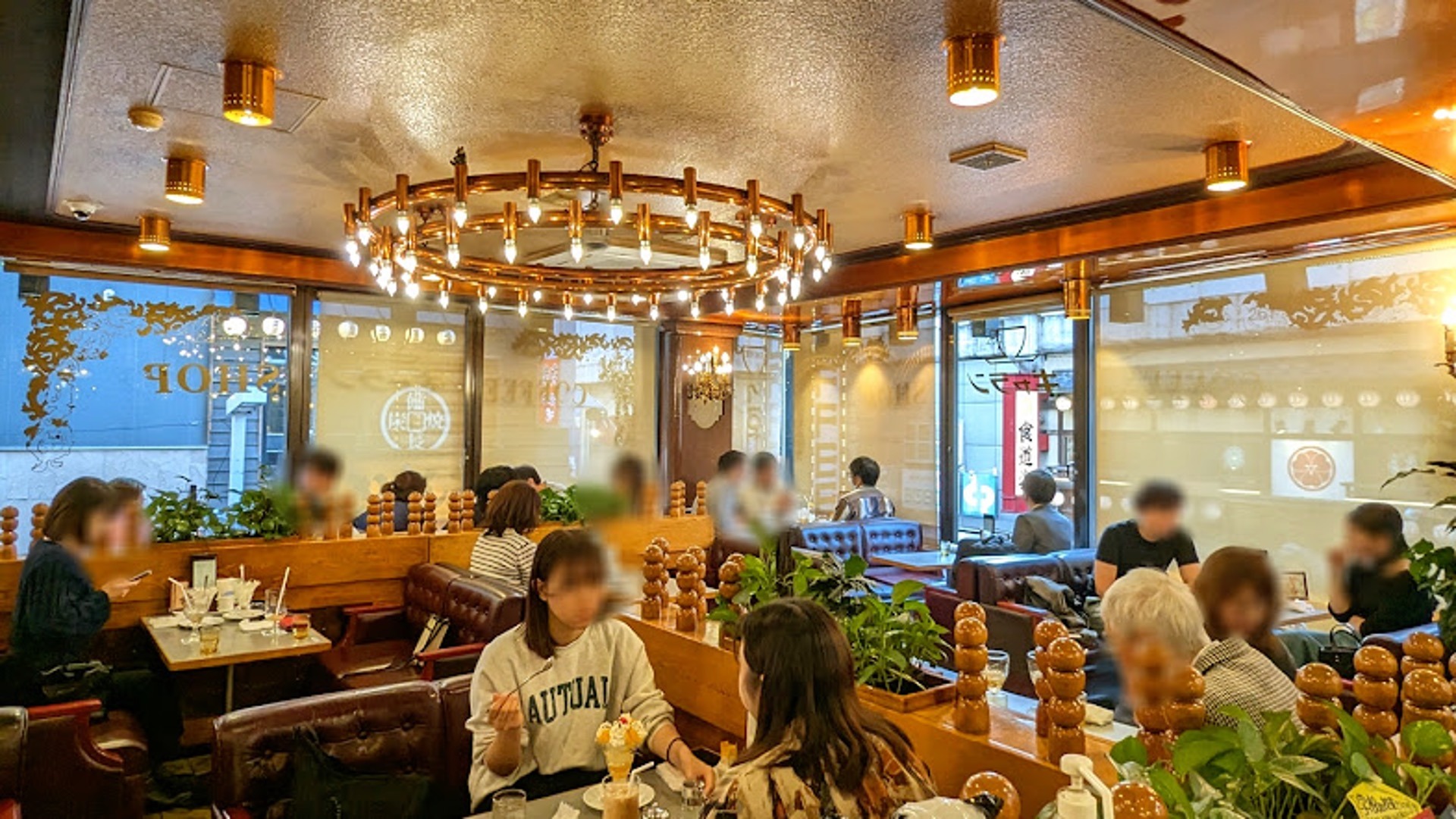 東京駅直結の昭和レトロ喫茶「アロマ珈琲」の魅力2025 年のリアルなLemon8ユーザー体験