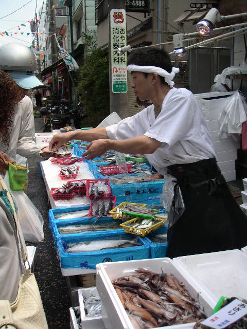安さが売りの洪福寺松原商店街で魚がバカ売れしている「さかな屋Ocean」とは？ -はまれぽ.com横浜 川崎