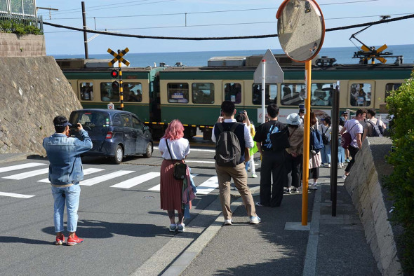 日本一海に近い高校 - 江ノ電登校と高校生活