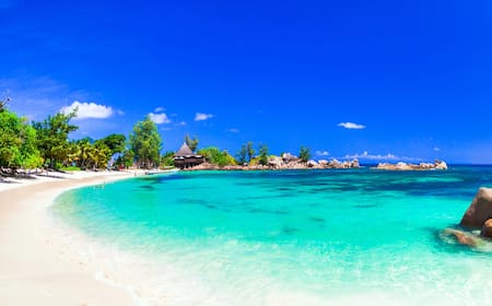 ラディーグ島セイシェル旅行・ツアー STW