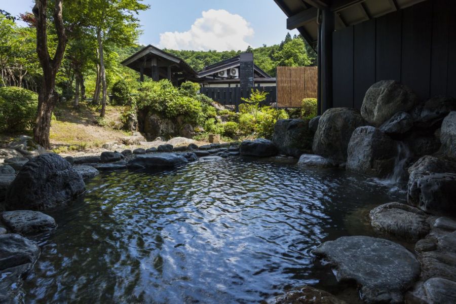 越後湯沢 日帰り温泉 江神共同浴場