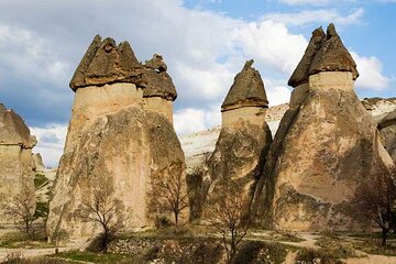 トルコのカッパドキアにある『ウチヒサール城』 ここでのかなりレアな隠れハート❤️があるんです。 訪れる方は探してみて下さい。Uchisarcastleウチヒサール城隠れハートレアミッション旅の醍醐味ハート