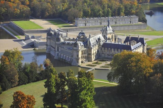 パリからシャンティイパリ発おすすめドライブコースドライブ人気エリアかけがえのないドライブ体験！レンタカー検索サイト「CARX」