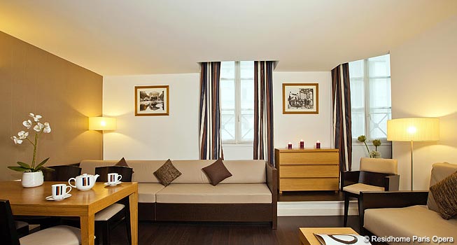 Parisのアパルトマンに一人で暮らすという夢□ 暮らしの旅あるき □