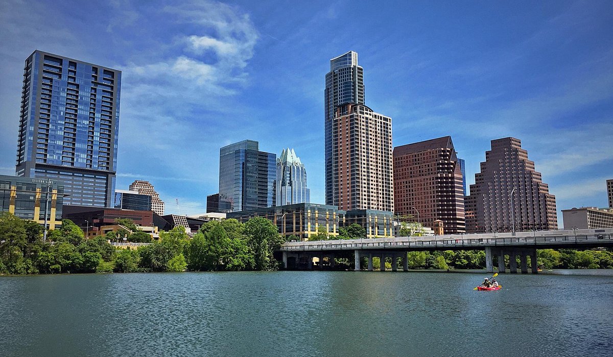 オースティン個人旅行ガイド 2025年 ：おすすめの周辺アクティビティ、人気観光スポット、旅程の計画、宿泊施設、グルメ、交通機関、天気など、旅行に必要な情報が満載 2025年10月更新Trip.com