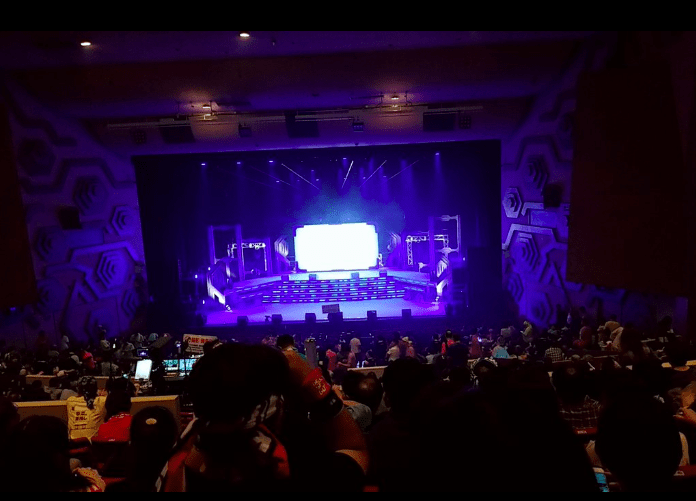 福岡市民会館 3階 見え方TikTok