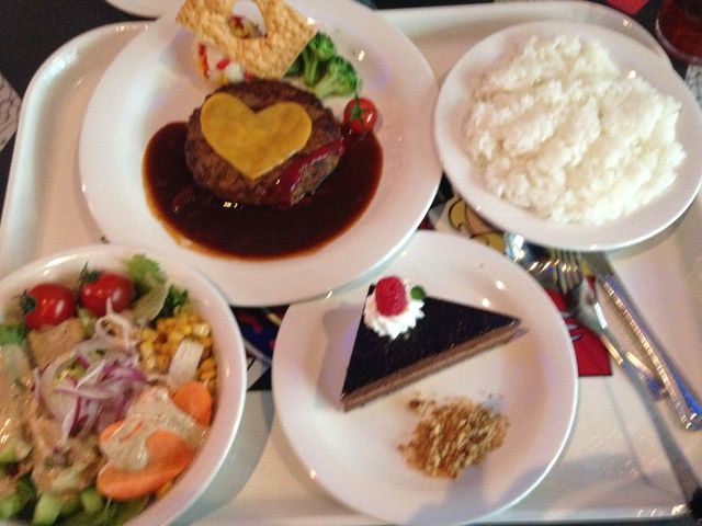 暑〜いディズニーランドで時間限定フード☆やまあこ☆さんのディズニー日記