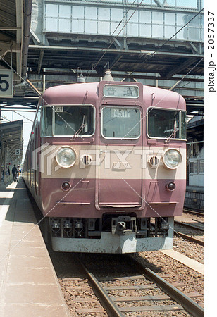 JR東日本 E531系〜赤電15両〜 常磐線：馬橋駅 の写真素材232087141 毎月1点無料