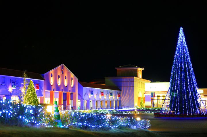 関東で夜景ドライブを楽しむならここ！ 今回はおすすめの関東夜景ドライブスポットをまとめてみました！🚗 夜景ドライブを堪能して最高の思い出を作りに行こう✨➀飯岡刑部岬 📍千葉県旭市上永井1309−１