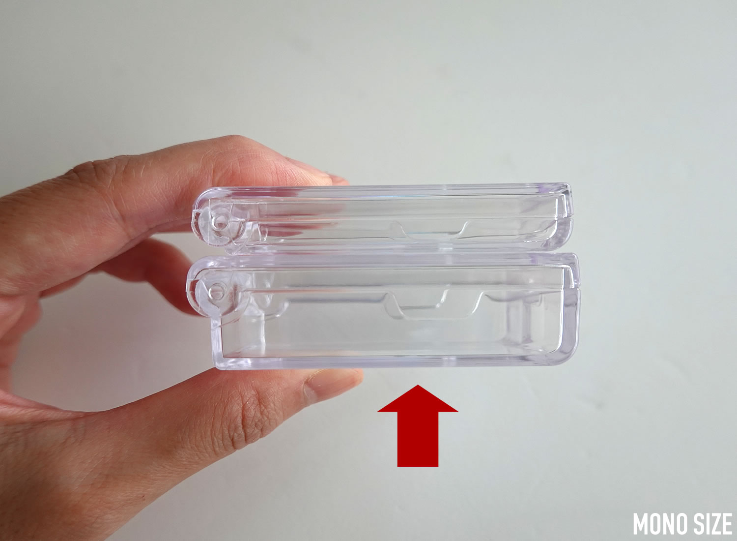 100均「トラベルケースL1P」の商品情報とサイズ・収納例。ダイソーとセリアで販売 4965534143219