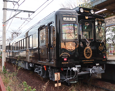 和歌山電鉄 貴志川線100周年記念 うめ星電車 運行開始