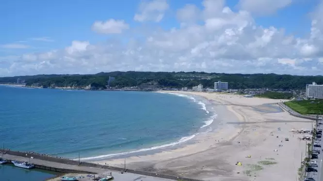 御宿の海岸でVR空中散歩体験 透明度高い海岸上空「鳥になった気分で」 - 外房経済新聞