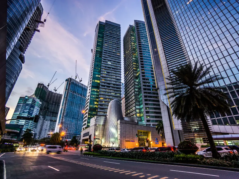 マカティ シャングリラ ホテルの宿泊料金