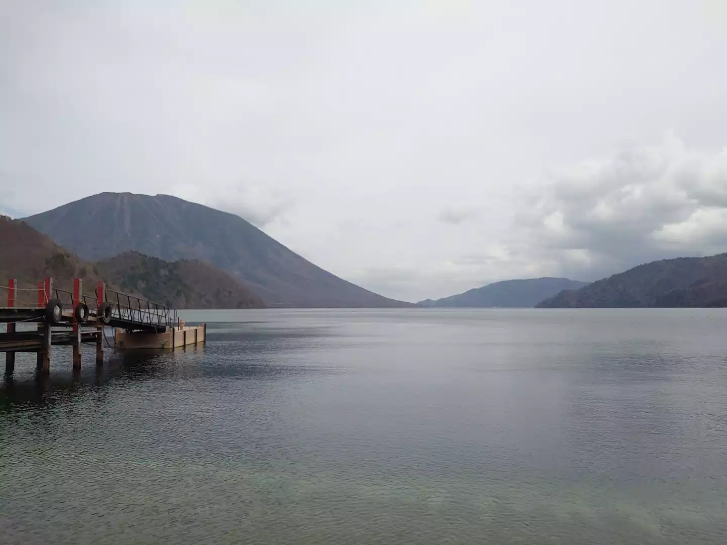 奥日光 千手ヶ浜～歌ヶ浜 中禅寺湖南岸を歩く