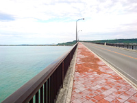 沖縄 浜比嘉大橋