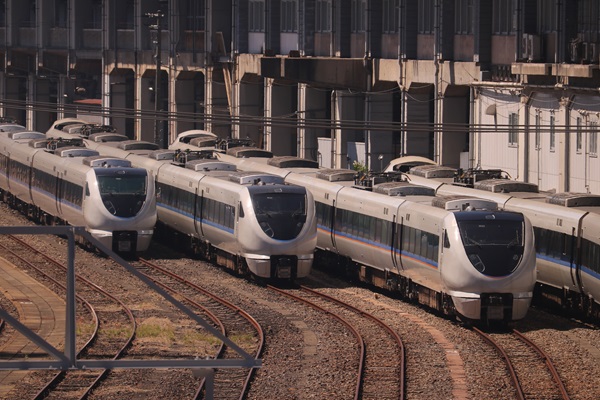 ６８３系特急形電車 - 日本の旅・鉄道見聞録