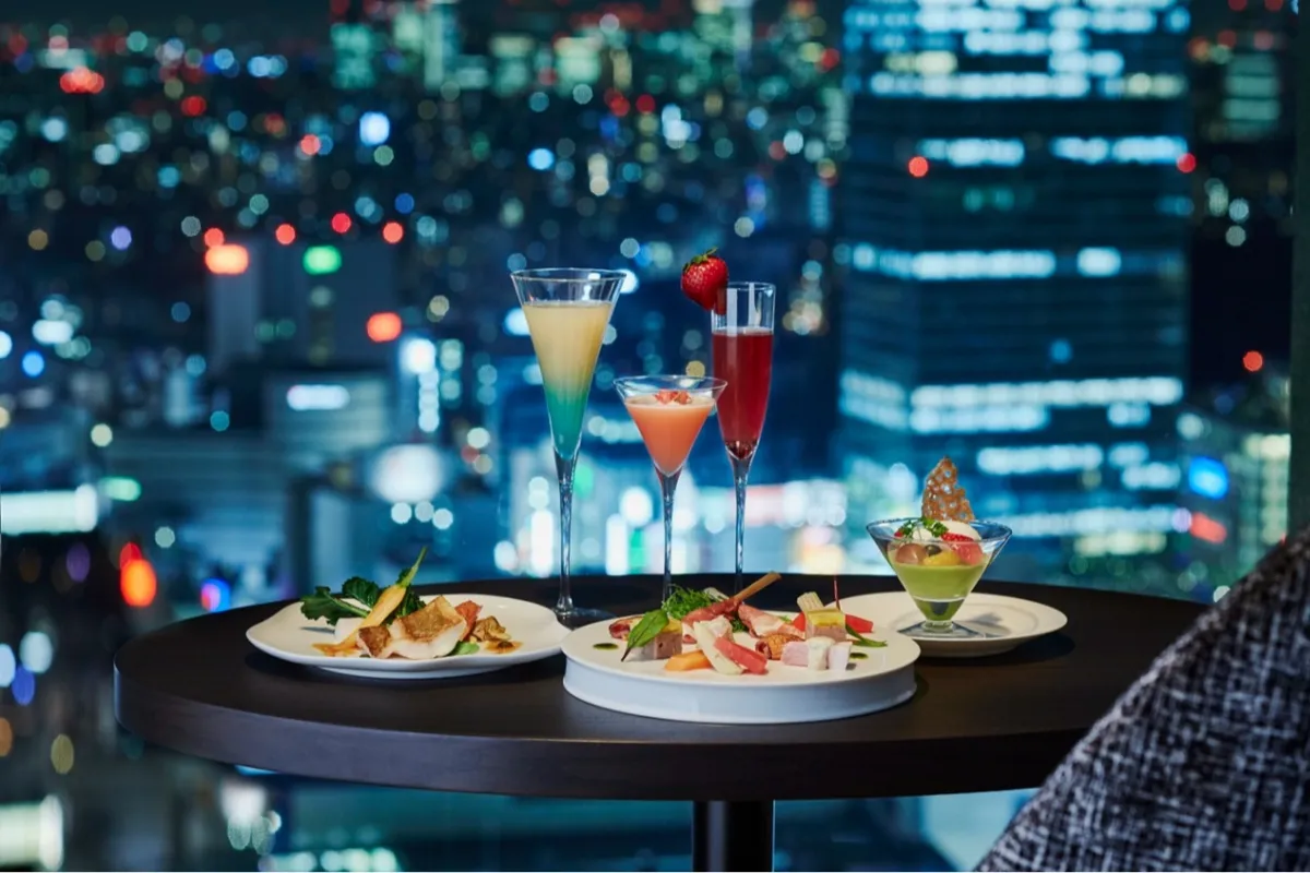 一生の思い出になりました」夜景の中で美しいカップルフォトの撮影OurPhoto アワーフォト