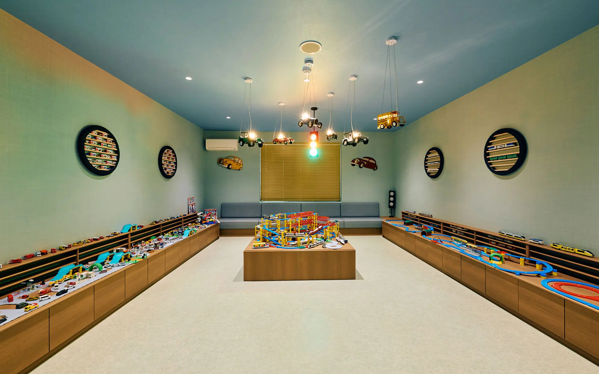 雨の日でもOK！るり渓温泉「ASOBIYUKU」で屋内外遊びを満喫関西の親子おでかけスポット暮らしの余白とアップデート図鑑ちょい贅×ちょい得を探求するパパけんじの実践生活術