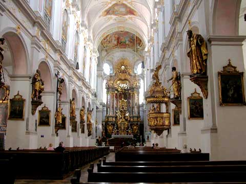 市庁舎 マリエン広場 ドイツ 時計台の写真素材 -