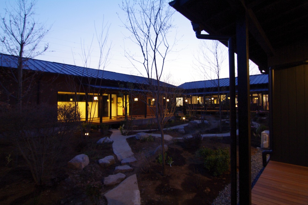 杉戸天然温泉 雅楽の湯 うたのゆ和の趣あふれる露天風呂で温泉旅行気分♪