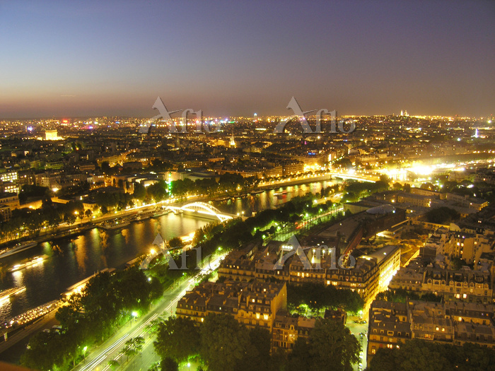 エッフェル塔 La tour Eiffel