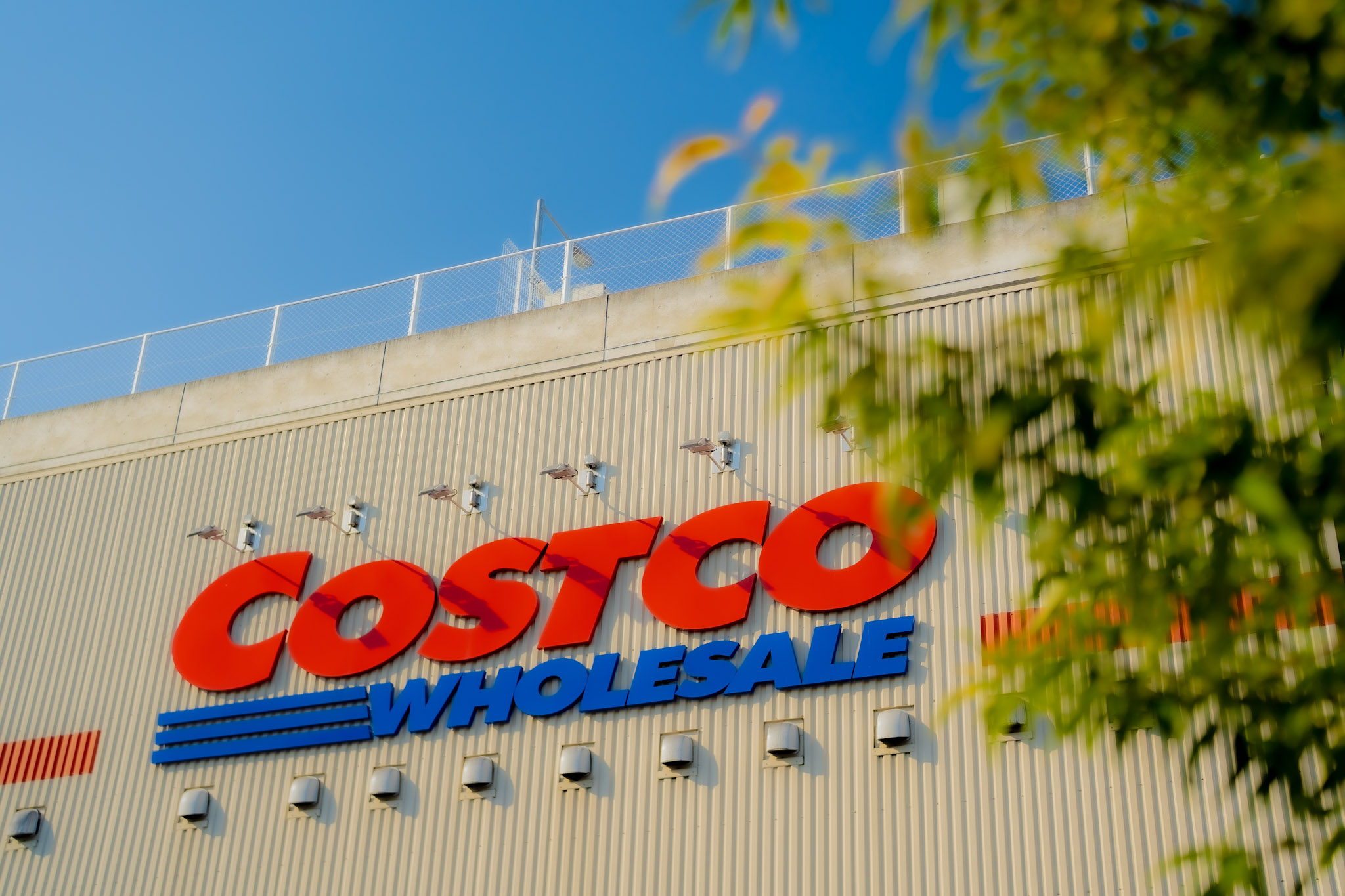 ⭐️コスポポ焼津店グランドオープン⭐️ 10月11日金曜日AM10時オープン決定しました🎉 現在オープンに向けて準備奮闘中です💦 人気のコストコ商品が年会費無料で小分け購入もできます！駐車場11台分ご用意しております🚗 皆様のご来店お待ちしております！コストコ